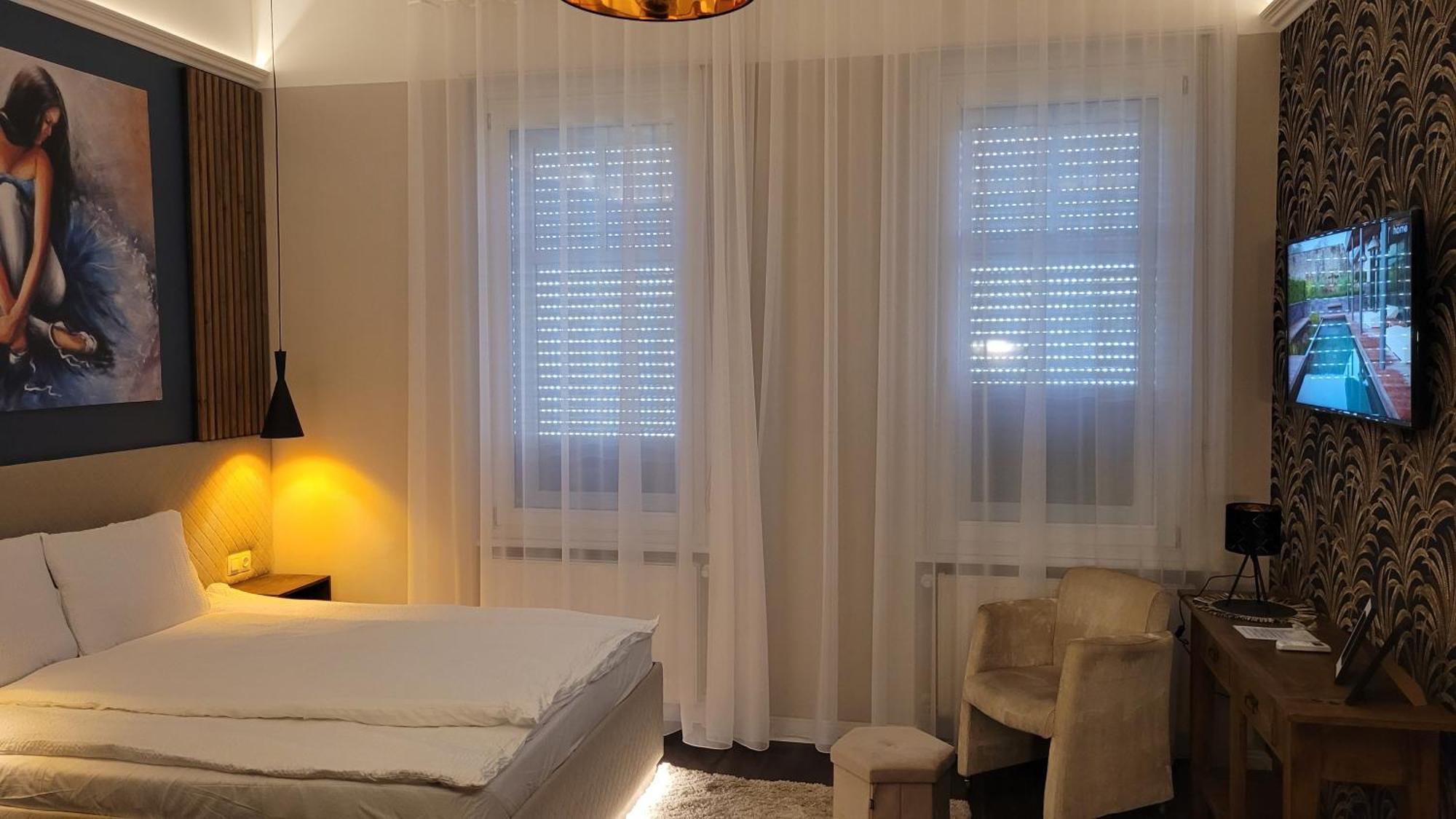 Glamour Apartman Gyula Exteriér fotografie